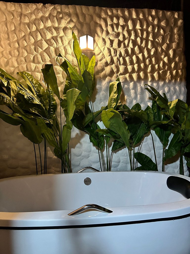CHALÉ IPÊ | Banheira | Linha Premium | Cozinha Equipada