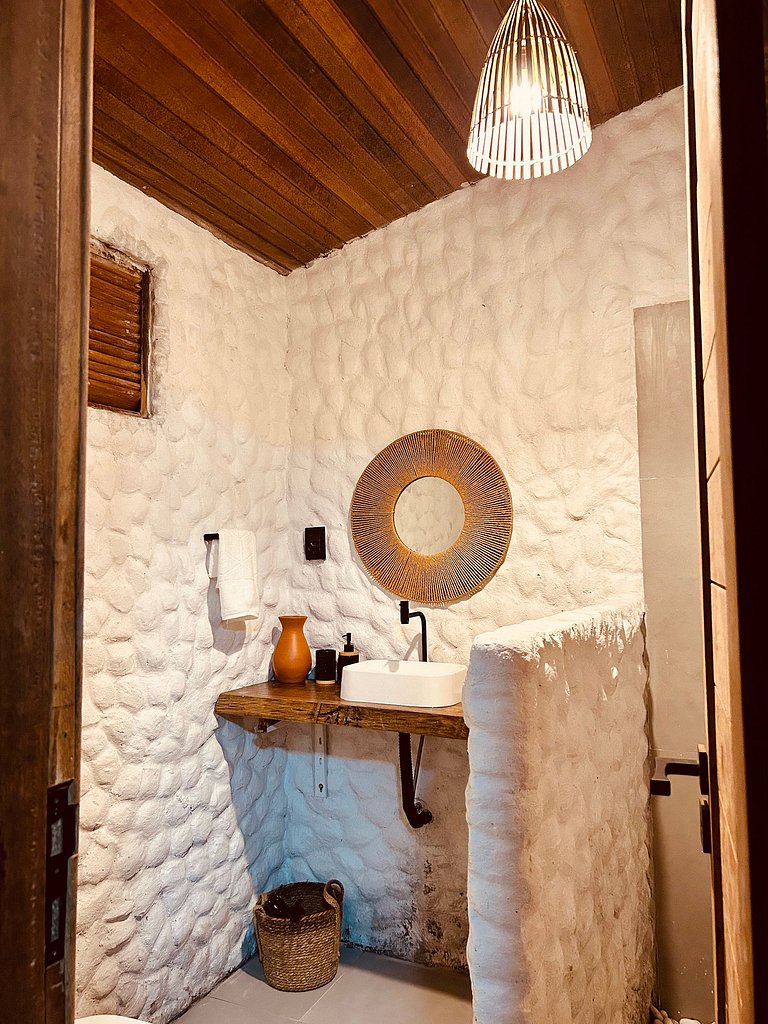 CHALÉ IPÊ | Banheira | Linha Premium | Cozinha Equipada