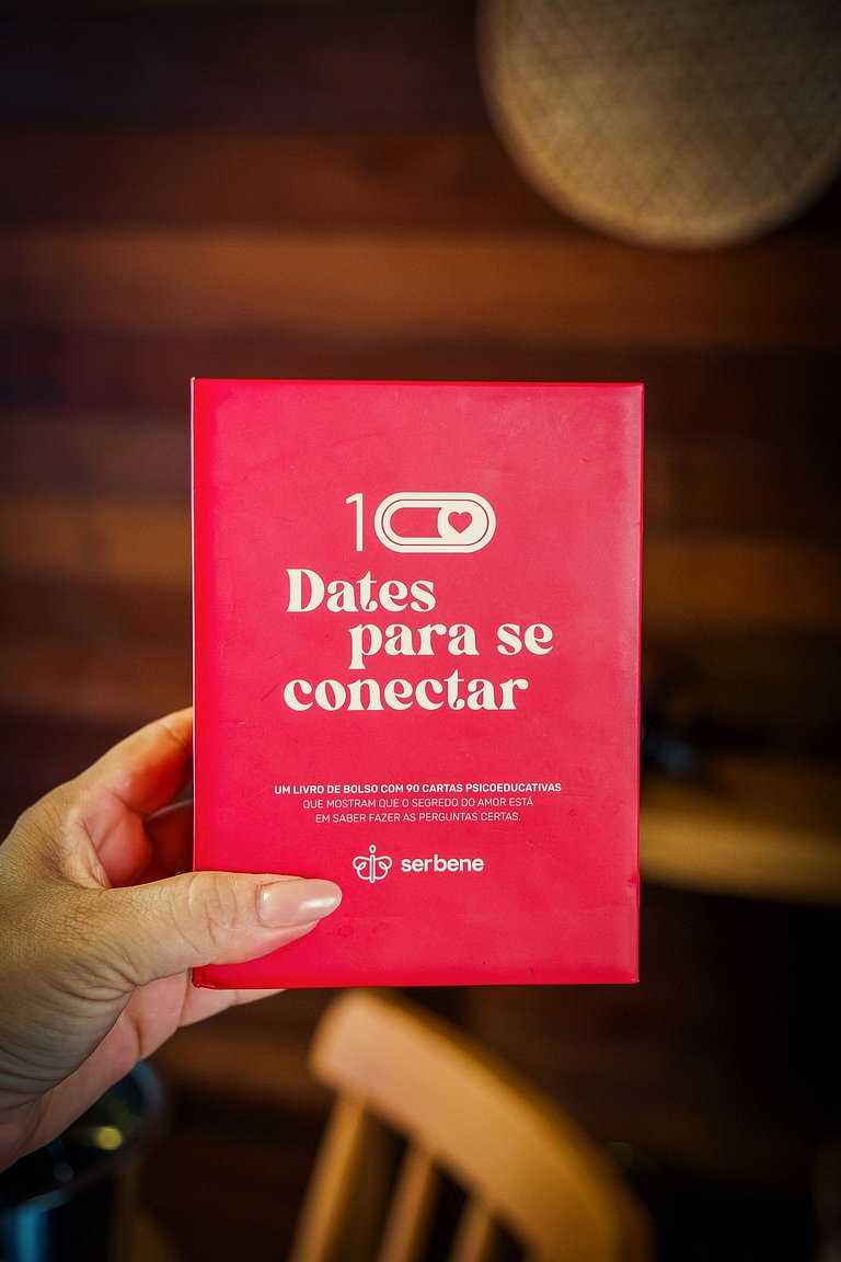 CHALÉ JATOBÁ | Linha premium | Banheira | TV